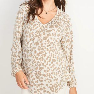 Old Navy maternity peplum top